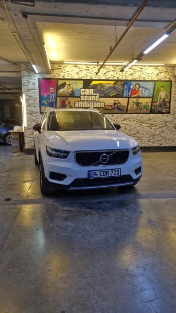 volvo  xc 40 ambiyans aydınlatma